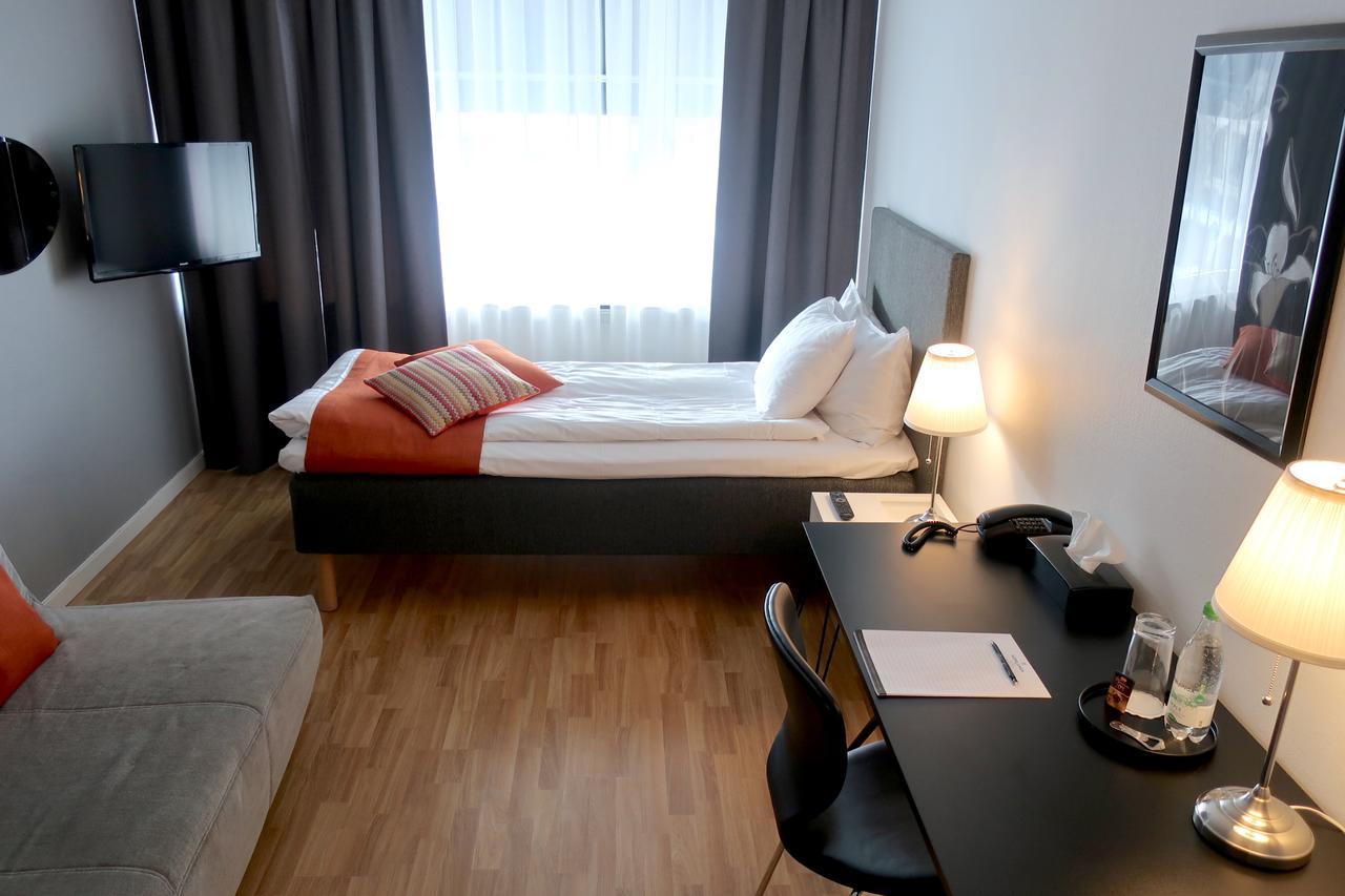 Herrljunga Hotell Экстерьер фото